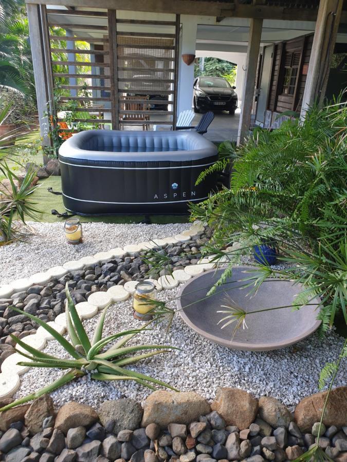 Le Goyav' Appart Avec Piscine Et Jacuzzi Au Vauclin Le Vauclin Exterior photo